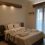 Karali Apartament *