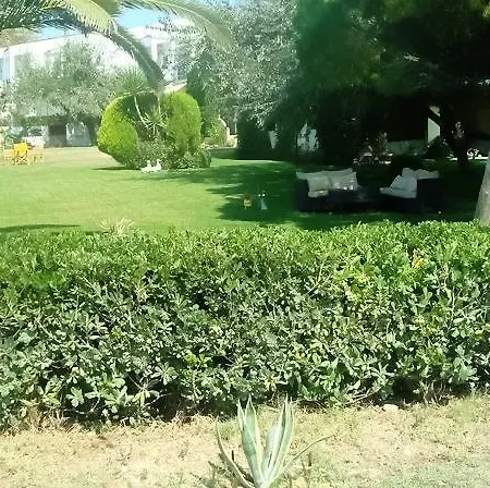 아파트 Karali 니키티