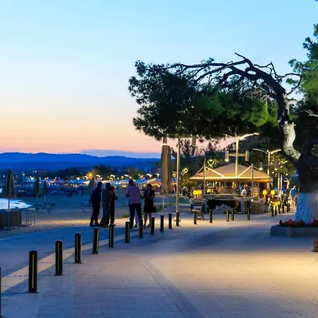 דירה Karali ניקיטי